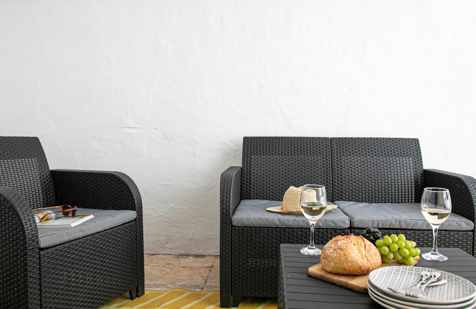 Sovereign House - Close To Harbour With Parking 토키 외부 사진