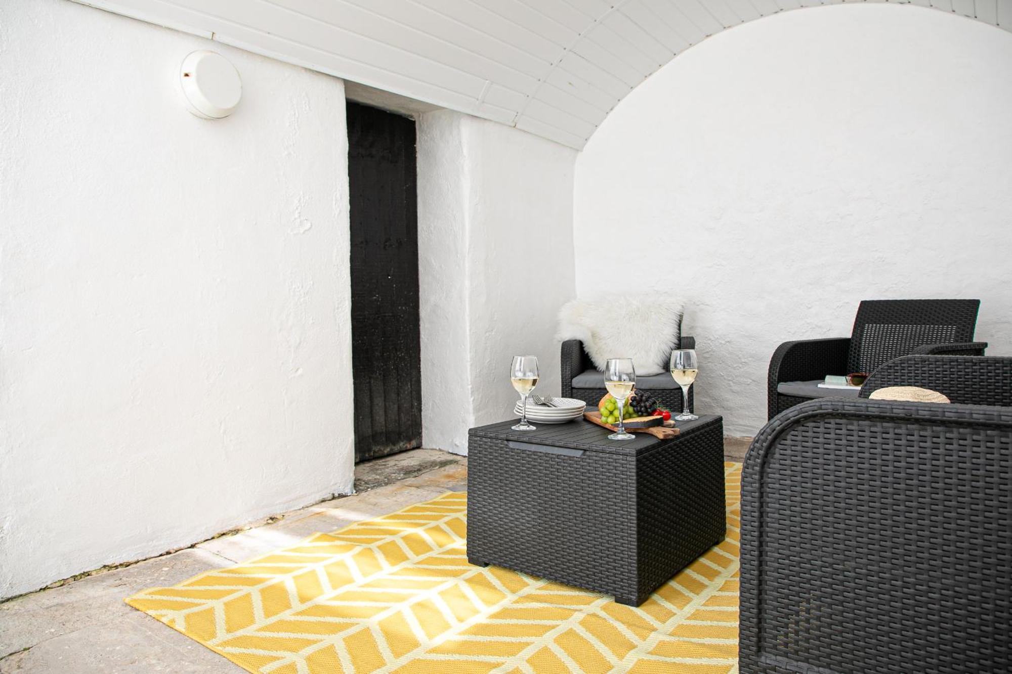 Sovereign House - Close To Harbour With Parking 토키 외부 사진