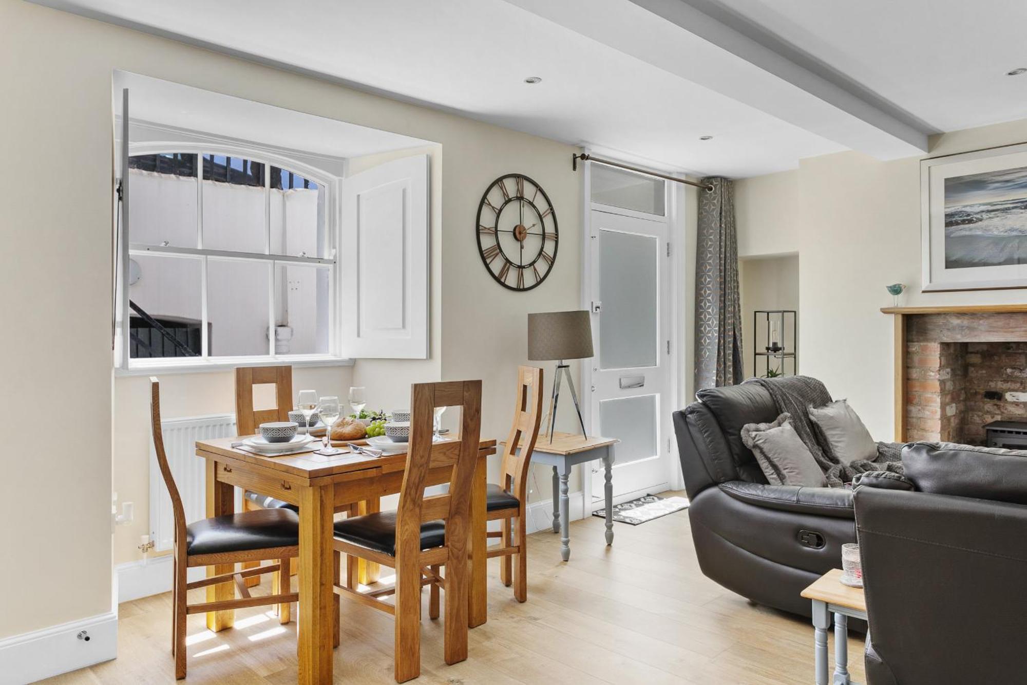 Sovereign House - Close To Harbour With Parking 토키 외부 사진